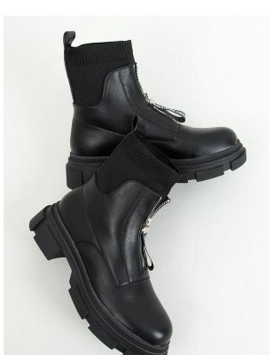 Boots model 157731 Inello