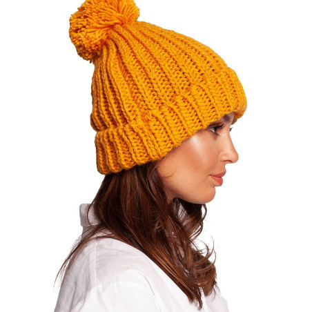 Cozy Winter Pom-Pom Beanie Hat