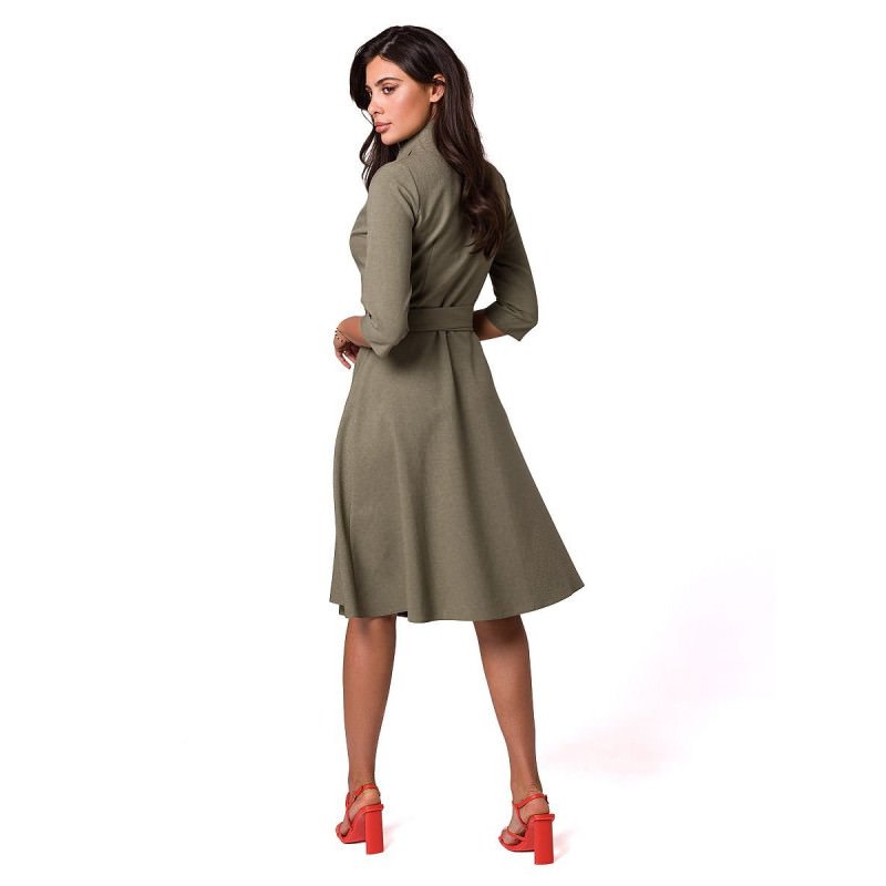 Envelope Cut Dress: Flattering & Chic Women's Style