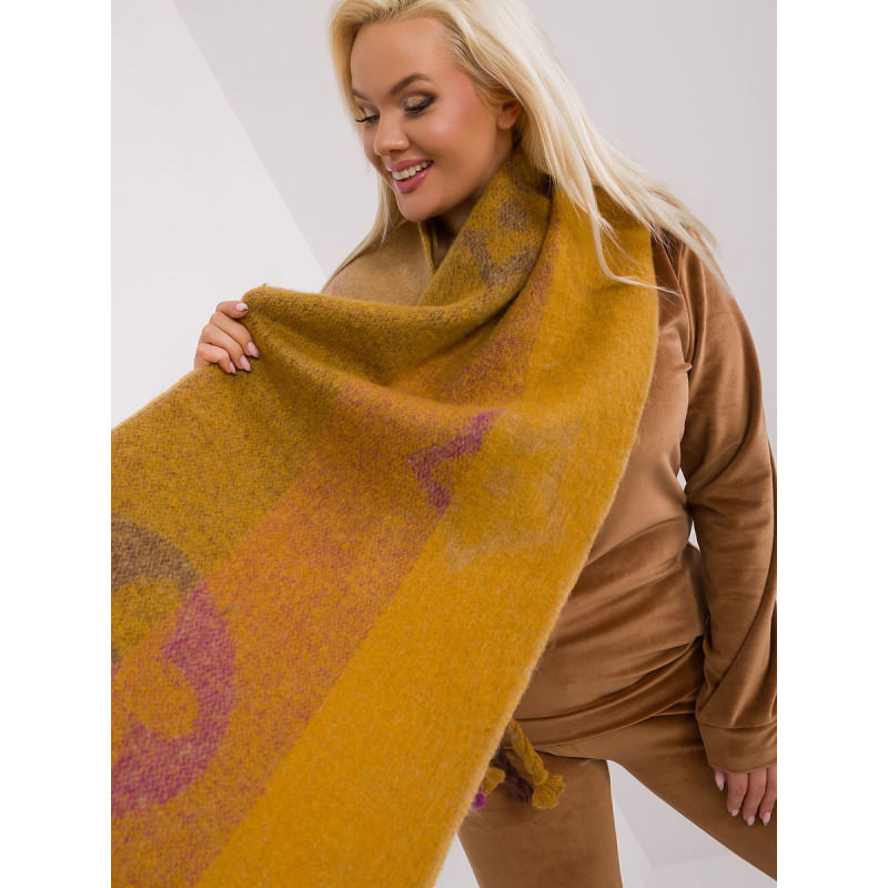 proShawl model 190543 AT_Wraps, Scarves, Shawls for Women