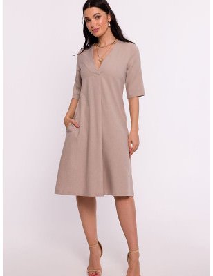 Trapezoid Elegance Dress: Unique Design, Lightweight Comfort & Pockets