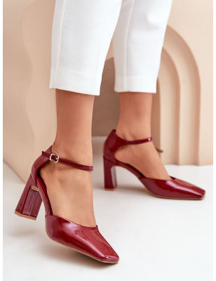 proSquare Toe Elegant Buckle Strap Pumps_High Heel Pumps