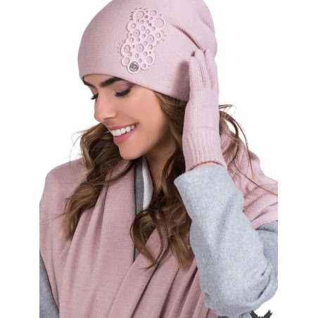 proPink Women's Hat with Zircon Embellishment - Cozy & Elegant_Caps & Hats for Women