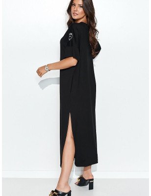 Casual Streetwear Maxi Dress with Pockets, Slit, and Delicate Topstitching