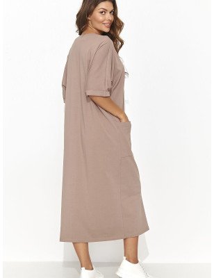 Casual Heart Neckline Dress with Pockets and Gold Plate Accent