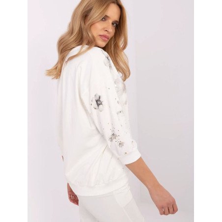 Blouse model 209840 Relevance