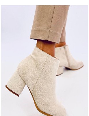Heel boots model 200709 Inello
